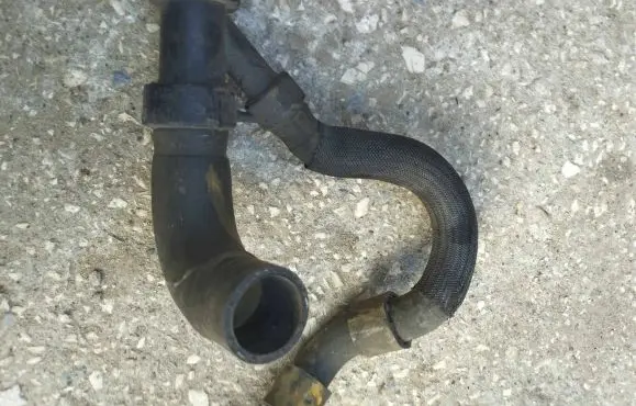 Ford Mondeo MK V Engine coolant pipe/hose D3638B273JF