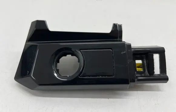 Renault Austral Dashboard glove box trim 682104150R