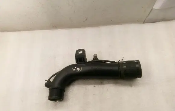 Toyota Corolla Verso AR10 Intercooler pipe mounting bracket 173620R011 173440R010
