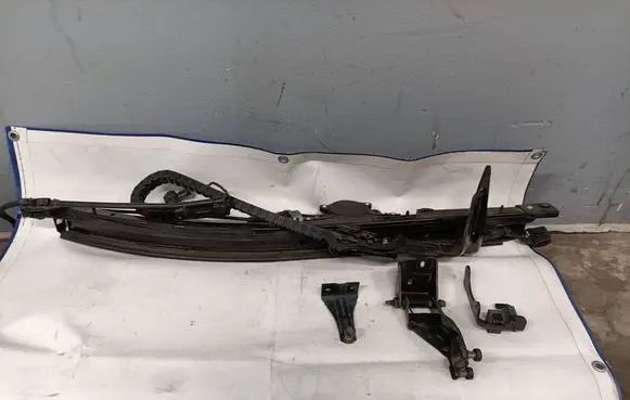 Chrysler Town u0026 Country V Sliding door motor assembly 68060499AGA 68079909AB