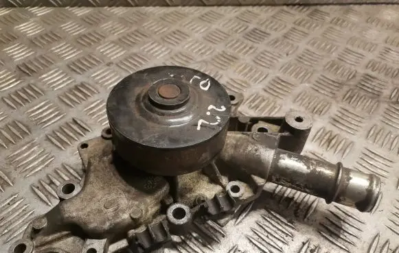Mercedes-Benz Vito Viano W638 Water pump