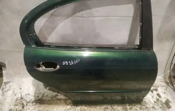 Jaguar X-Type Rear door 