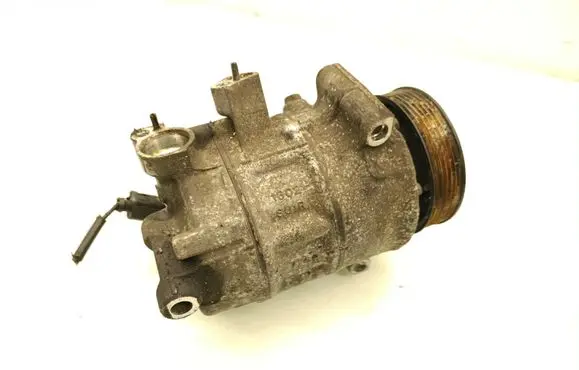 Volkswagen Touran I Air conditioning (A/C) compressor (pump) 1K0820859Q