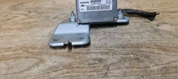 Volvo V70 ESP acceleration yaw rate sensor 8688069