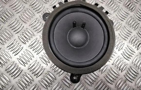 Volvo V70 Rear door speaker 30657445