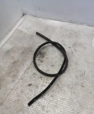 BMW 2 F22 F23 Rubber seal front door (on door) 