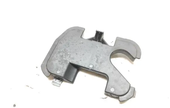 Peugeot 3008 II Other engine bay part 9803453980