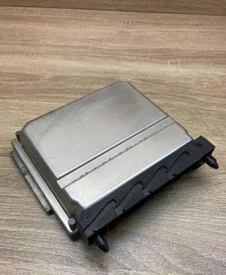 Volvo S70 V70 V70 XC Engine control unit/module ECU 09496667A 0281001776