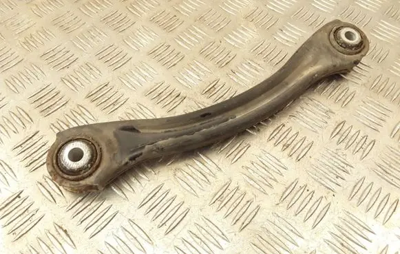Rear control arm