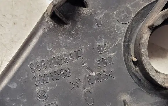 Citroen C5 Front parking sensor holder (PDC) 9681056477 2001588