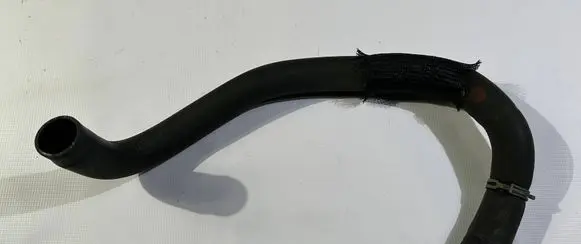 Dodge Challenger Engine coolant pipe/hose 05039789aa