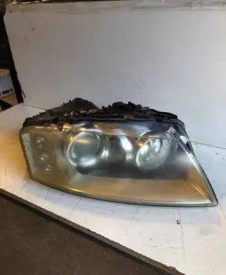 Audi A8 S8 D3 4E Headlight/headlamp