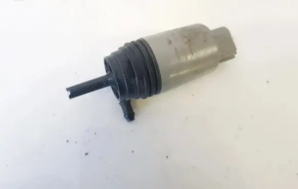 BMW 3 E90 E91 Windscreen/windshield washer pump 67126934159