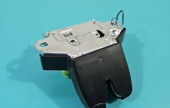 Hyundai Elantra VI Tailgate/trunk/boot lock/catch/latch 81230F2010 IMPRK1433584