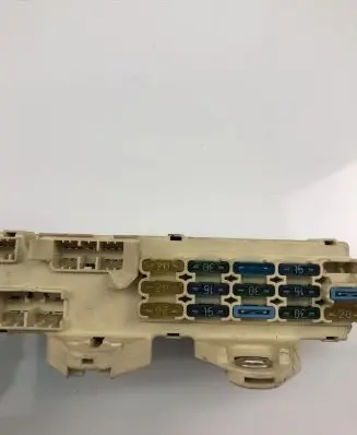 Mazda 626 Fuse box set GA5R