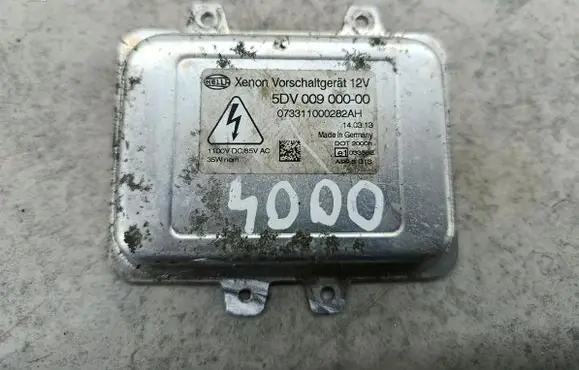 KIA Sportage Voltage converter/converter module 5DV009000-00
