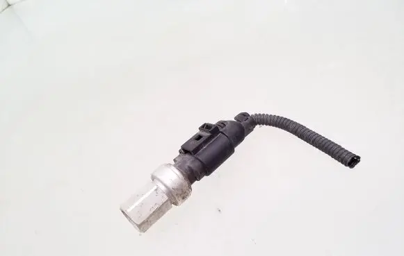 Air conditioning (A/C) pressure sensor