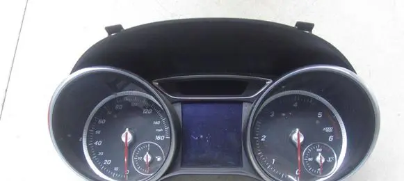 Mercedes-Benz CLA C117 X117 W117 Speedometer (instrument cluster) A1179005702