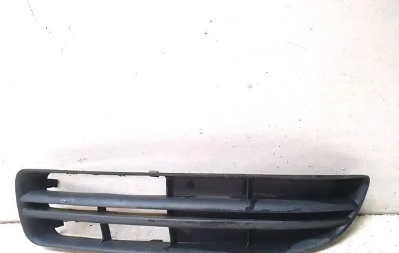 Skoda Superb B5 (3U) Front bumper lower grill 3U0853665