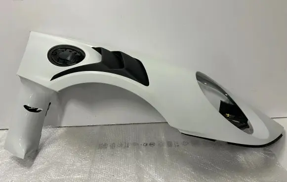 Porsche 992 Fender 9GT821018J
