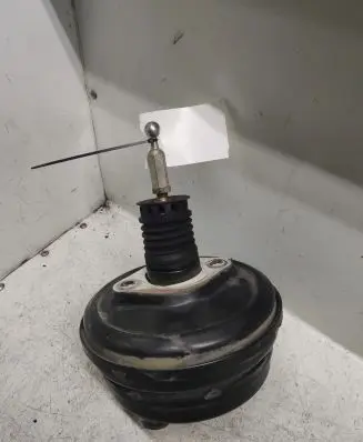 Audi A4 S4 B5 8D Brake booster 4B3612105