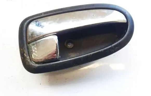 Hyundai Matrix Front door interior handle 8262017010