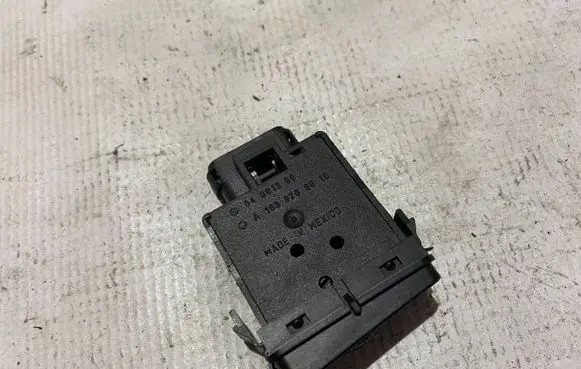 Mercedes-Benz ML W163 Headlight level height control switch a1638200010 1638200010