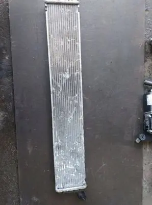 Mercedes-Benz E W213 Coolant radiator 0995004800