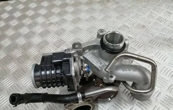 Citroen C4 III e-C4 Turbo 9845031980 9016802 ZGR05851R