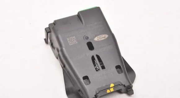 Ford Mondeo MK V Front bumper camera DG9T-14F449-AG