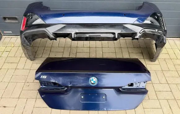BMW i5 G60 Truck tailgate CHZP004
