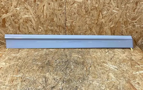 Porsche Cayenne (9Y0 9Y3) Trim molding 9y0837095dyg2x 9y0837095d