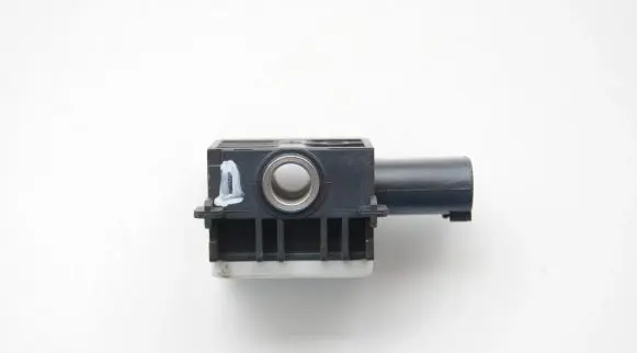 Mercedes-Benz R W251 Airbag deployment crash/impact sensor 0038202826 121205