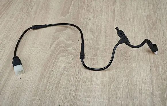 BMW 8 G16 Front ABS sensor wiring 6869073