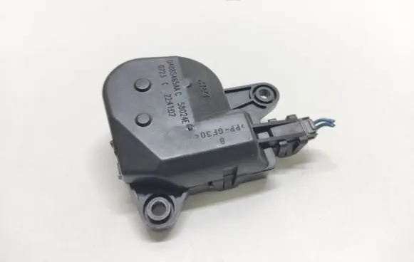 Chrysler Pacifica Air flap motor/actuator 04885465AAC 58024E