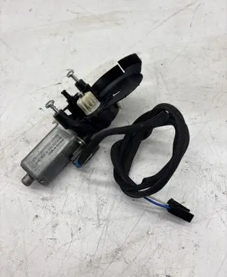 Mercedes-Benz E W211 Seat adjustment motor A2118203142KZ 099953 820418074