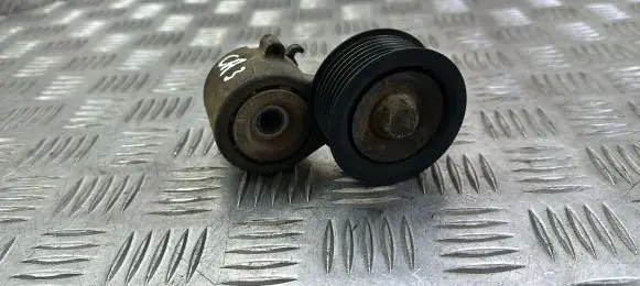Porsche Cayenne (92A) Generator/alternator belt tensioner 06E903133M