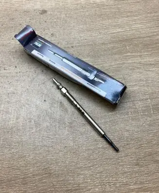 Peugeot 607 Glow plug 0100276005