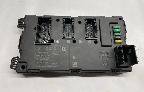 BMW M3 F80 Central body control module 6809049