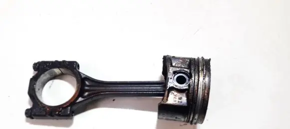 Volkswagen Polo III 6N 6N2 6NF Piston with connecting rod 032f