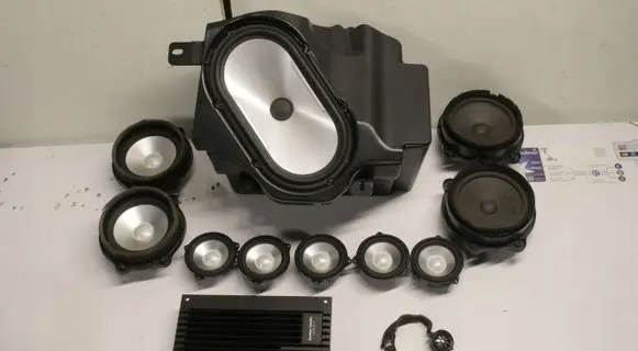 Land Rover Range Rover L322 Audio system kit XQK500105