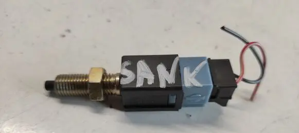 Clutch pedal sensor