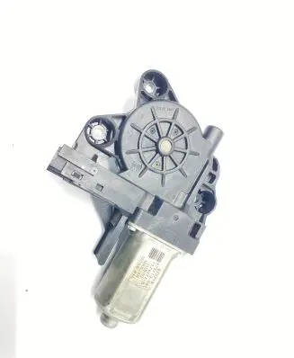 Volvo V70 Front door window regulator motor 1174077B 970713101 070718
