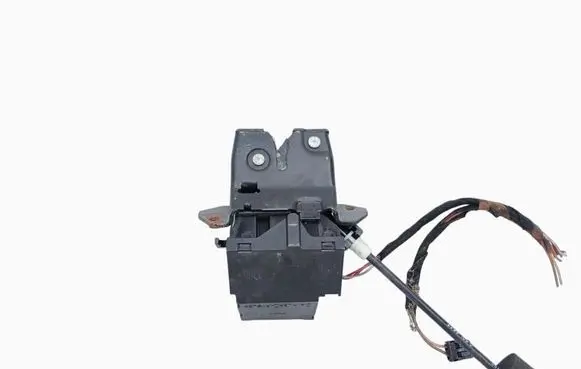 Mercedes-Benz CLS C219 Tailgate/trunk/boot lock/catch/latch A1717500085