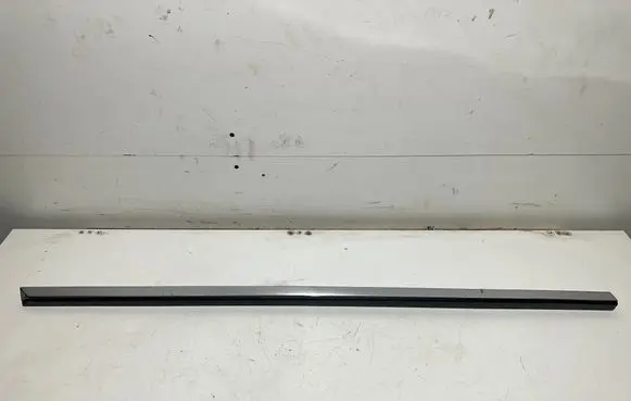 Volvo V90 Cross Country Front door trim (molding) 31447623