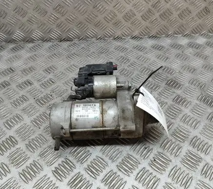Toyota Yaris Starter motor 281000N050