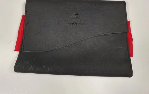 Citroen C4 II Picasso Owners service history hand book 