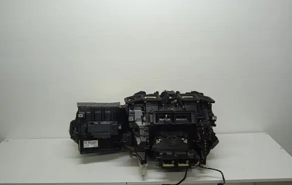 BMW 5 F10 F11 Interior heater climate box assembly Y1539001