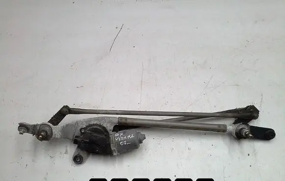 Suzuki Grand Vitara I Rear window wiper motor 38110-65J10
