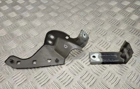 Volkswagen Taigo Fender mounting bracket 2G7821136 2G5809471